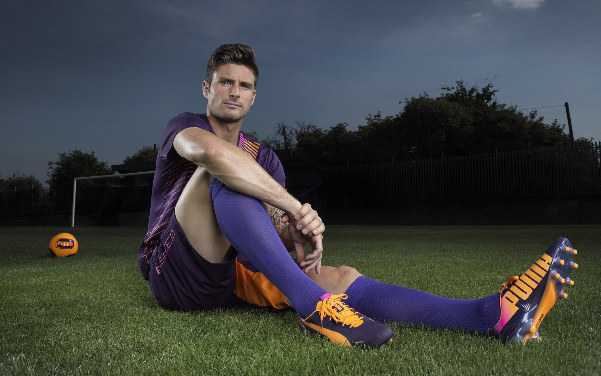 “速度与技巧！新都香城福乐球赛激烈进行”